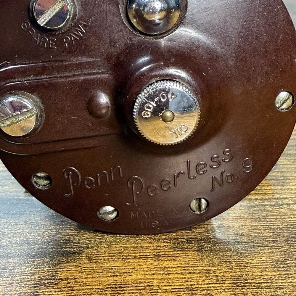 Vintage Penn Peerless No. 9 Fishing Reel Made in USA Green Handle Saltwater